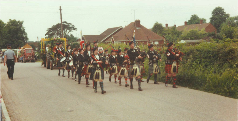 Scottish Pipers Carnival 1978 500px